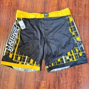 NWT-Tapout the Ultimate Fighter UFC Team Josh Koscheck Board Shorts Size 42 Read